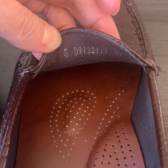 SAS Simplify Brown Crocodile Patent Leather Loafers Size 10 S (Slim) - Picture 9 of 12